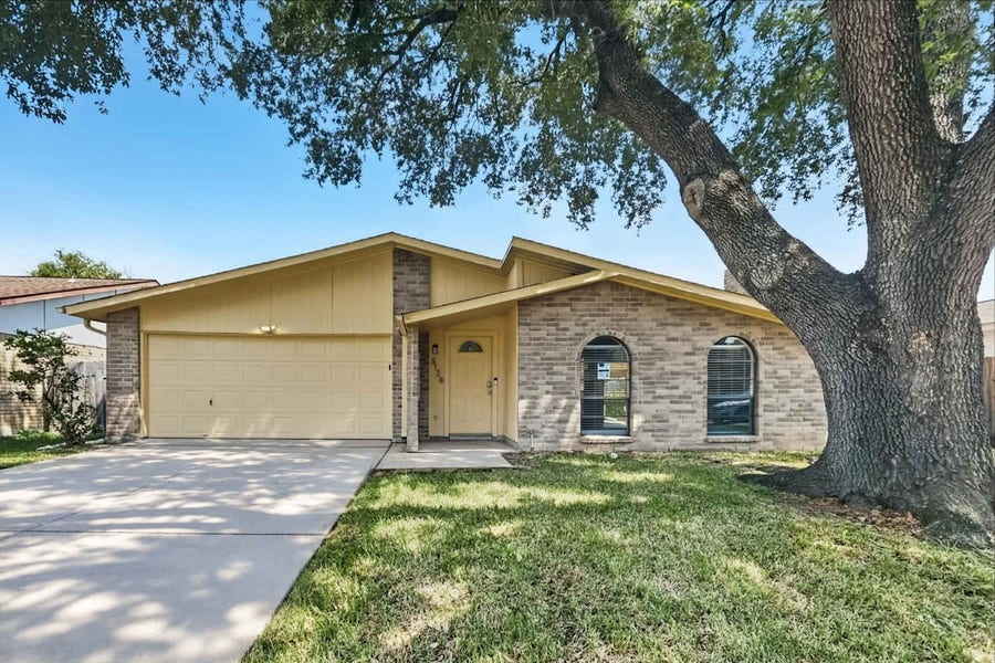 Property photo for 5126 Girnigoe Drive, Houston, TX