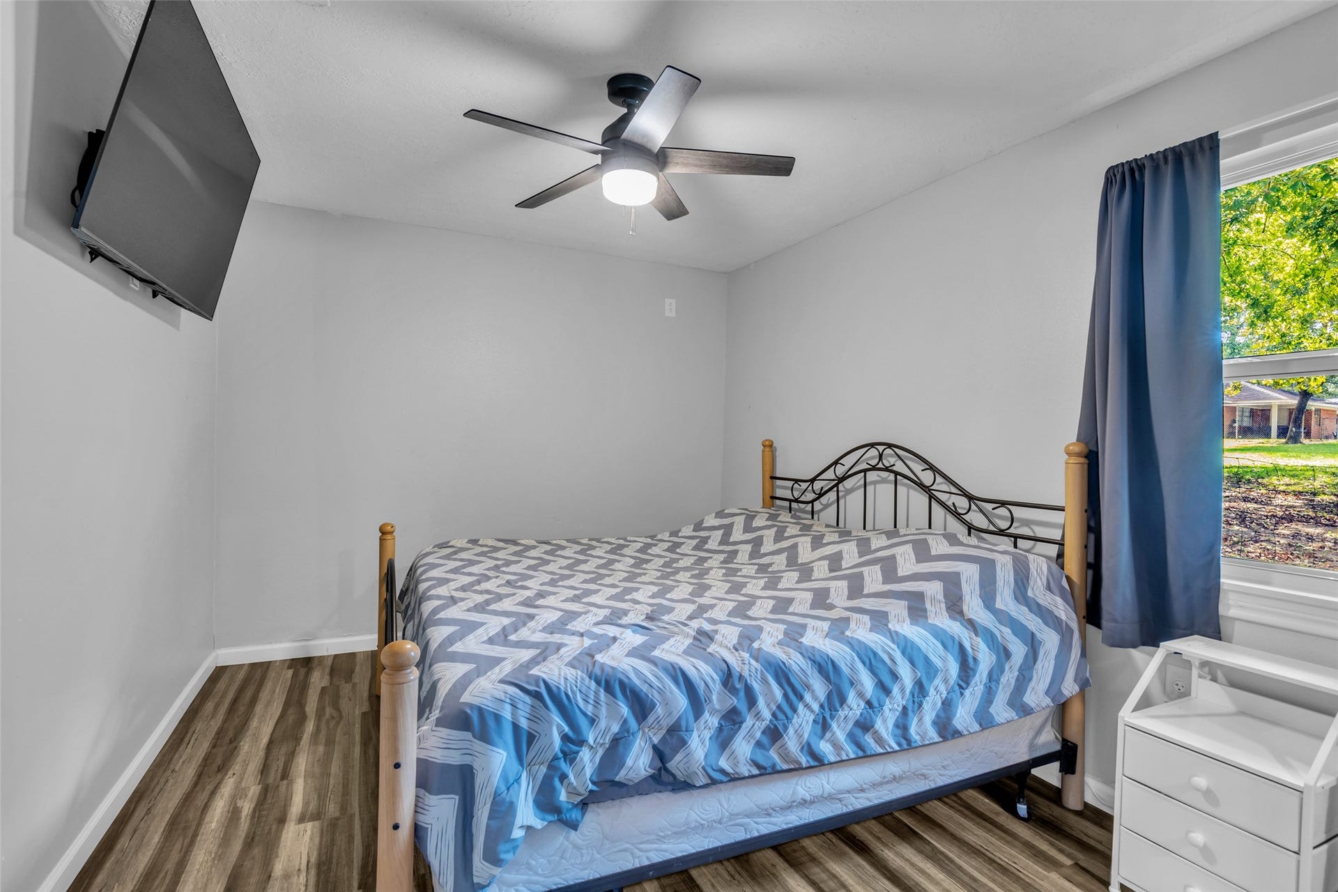 Your guests can enjoy this pool house bedroom