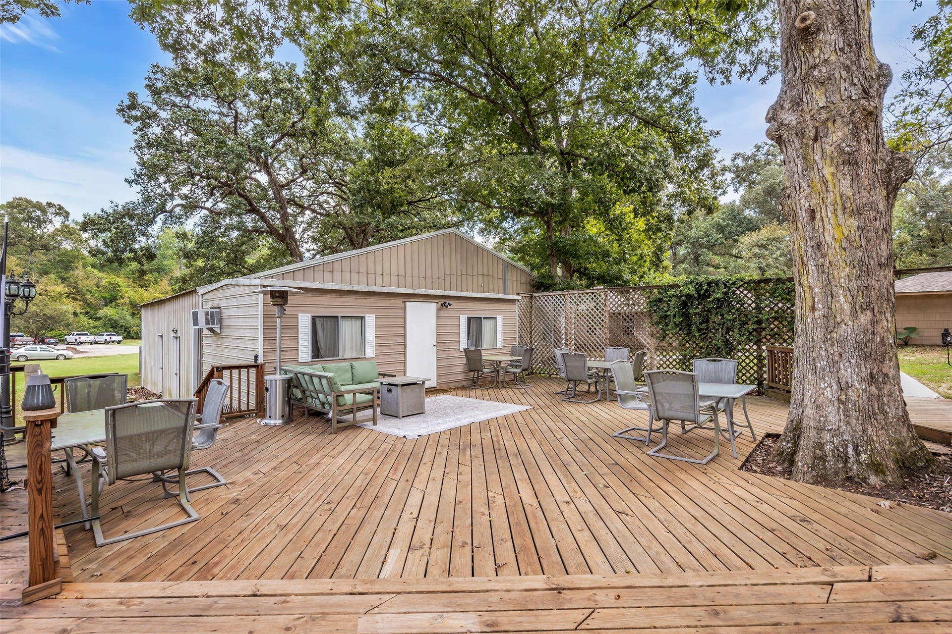 15437 McRae Lake, Conroe, TX 77303