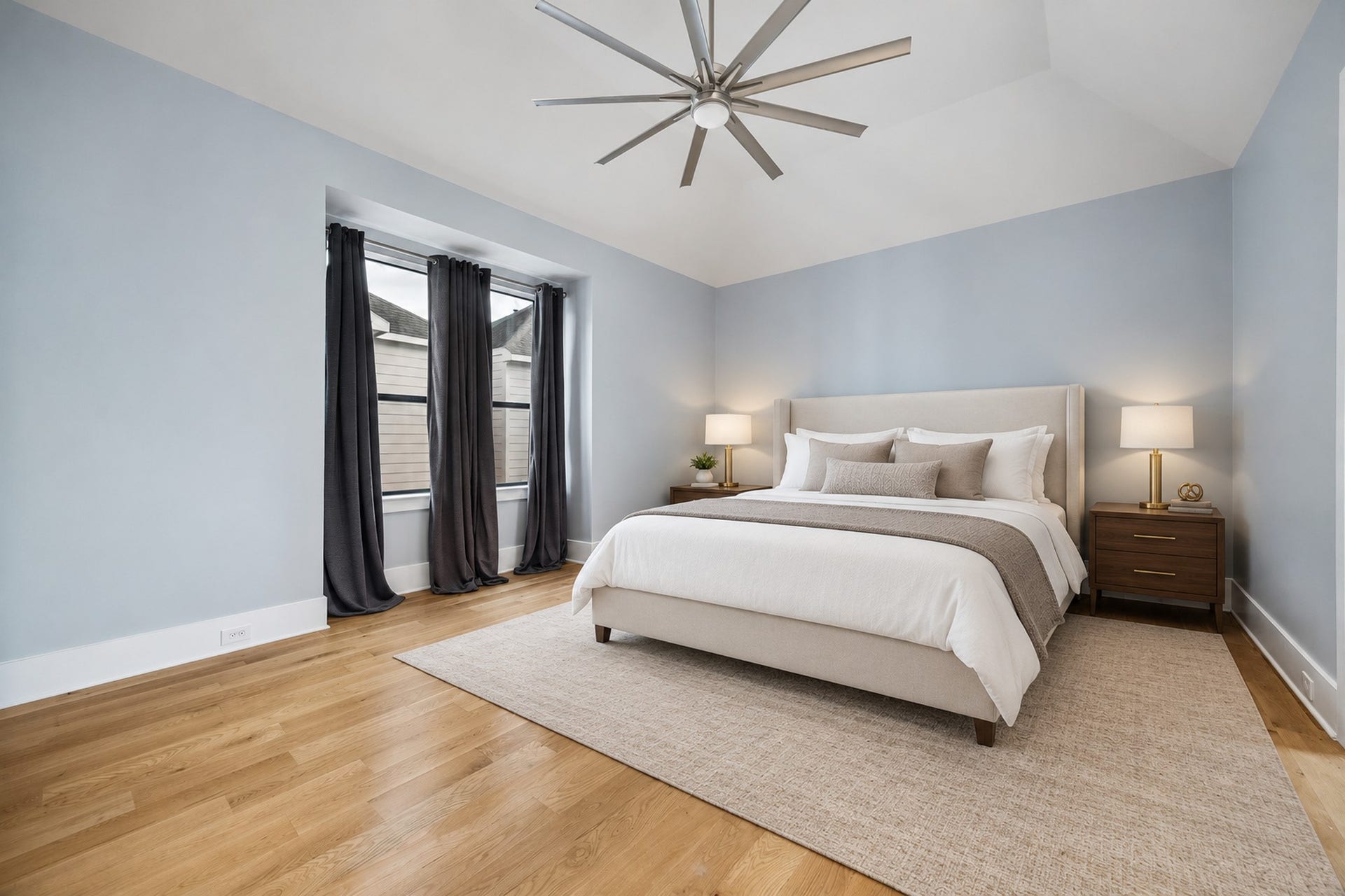 839 W 19th Street, Houston, TX 77008 Primary Bedroom - Virtually Staged Photo