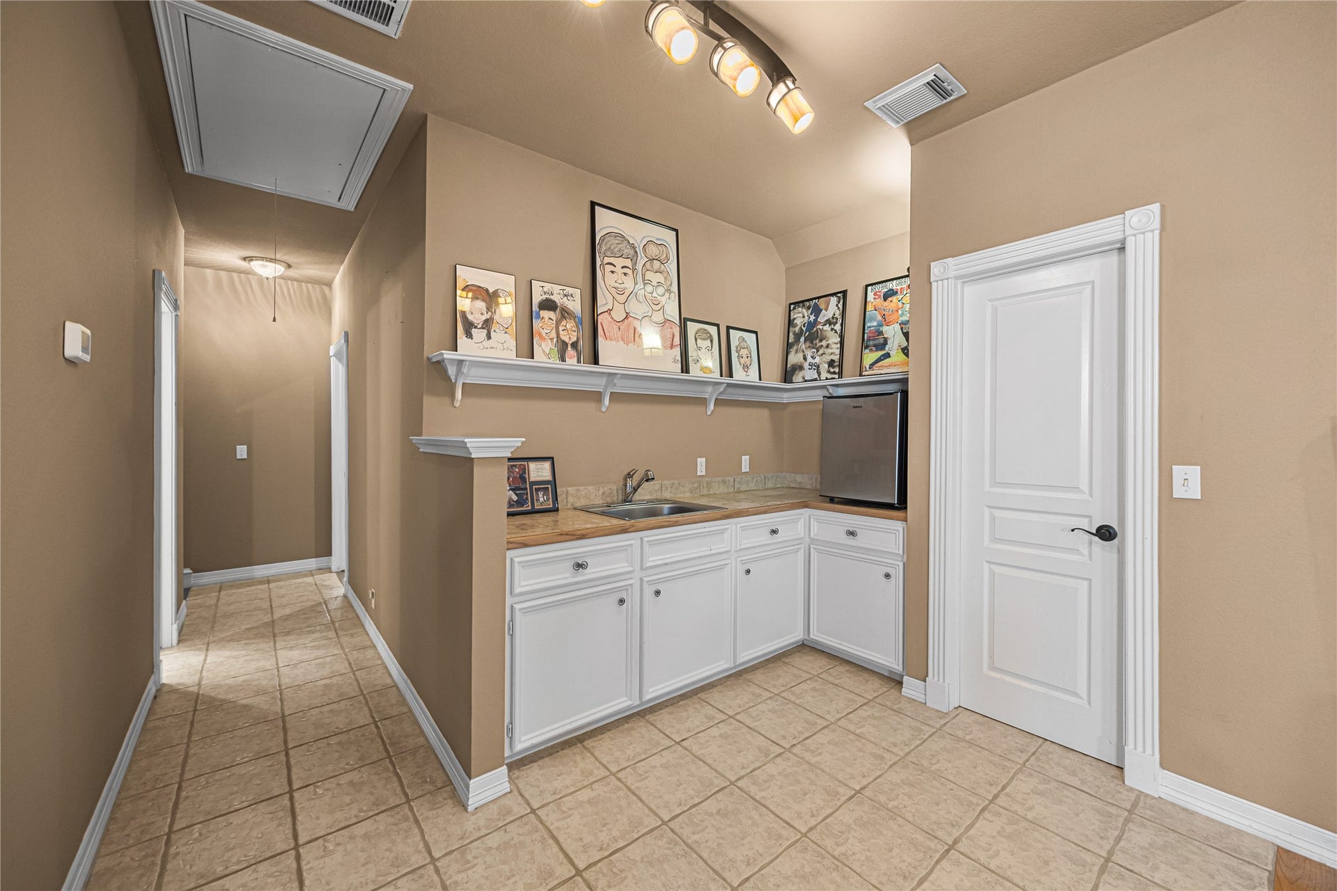 27511 Fairway Oaks Drive, Huffman, TX 77336