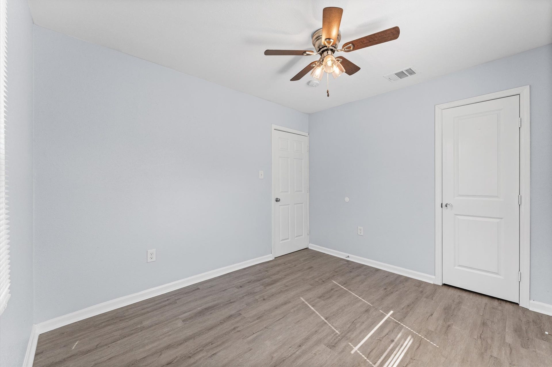 509 17th Avenue N, Texas City, TX 77590 509 17th Avenue N, Texas City, TX 77590