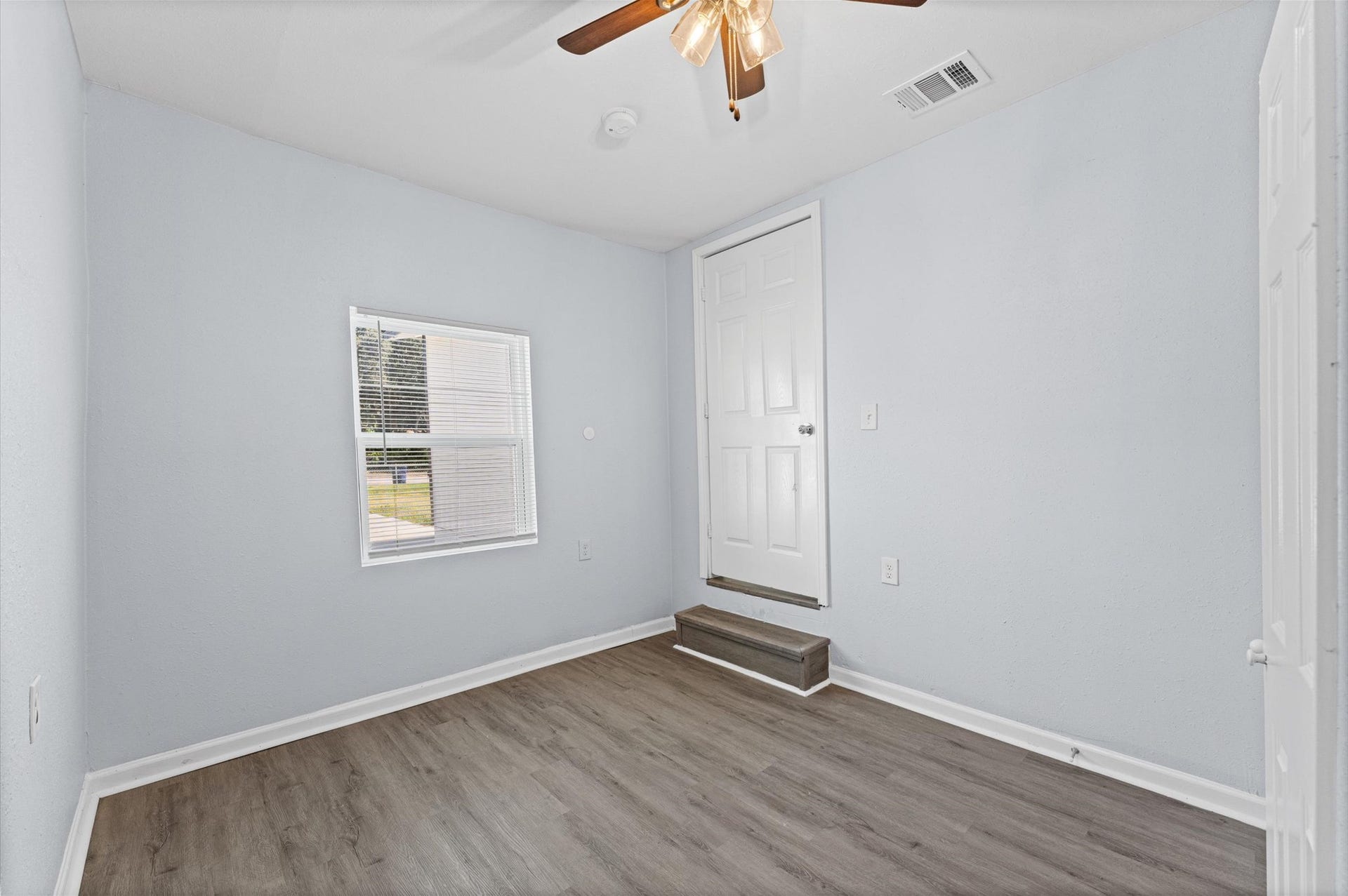 509 17th Avenue N, Texas City, TX 77590 509 17th Avenue N, Texas City, TX 77590