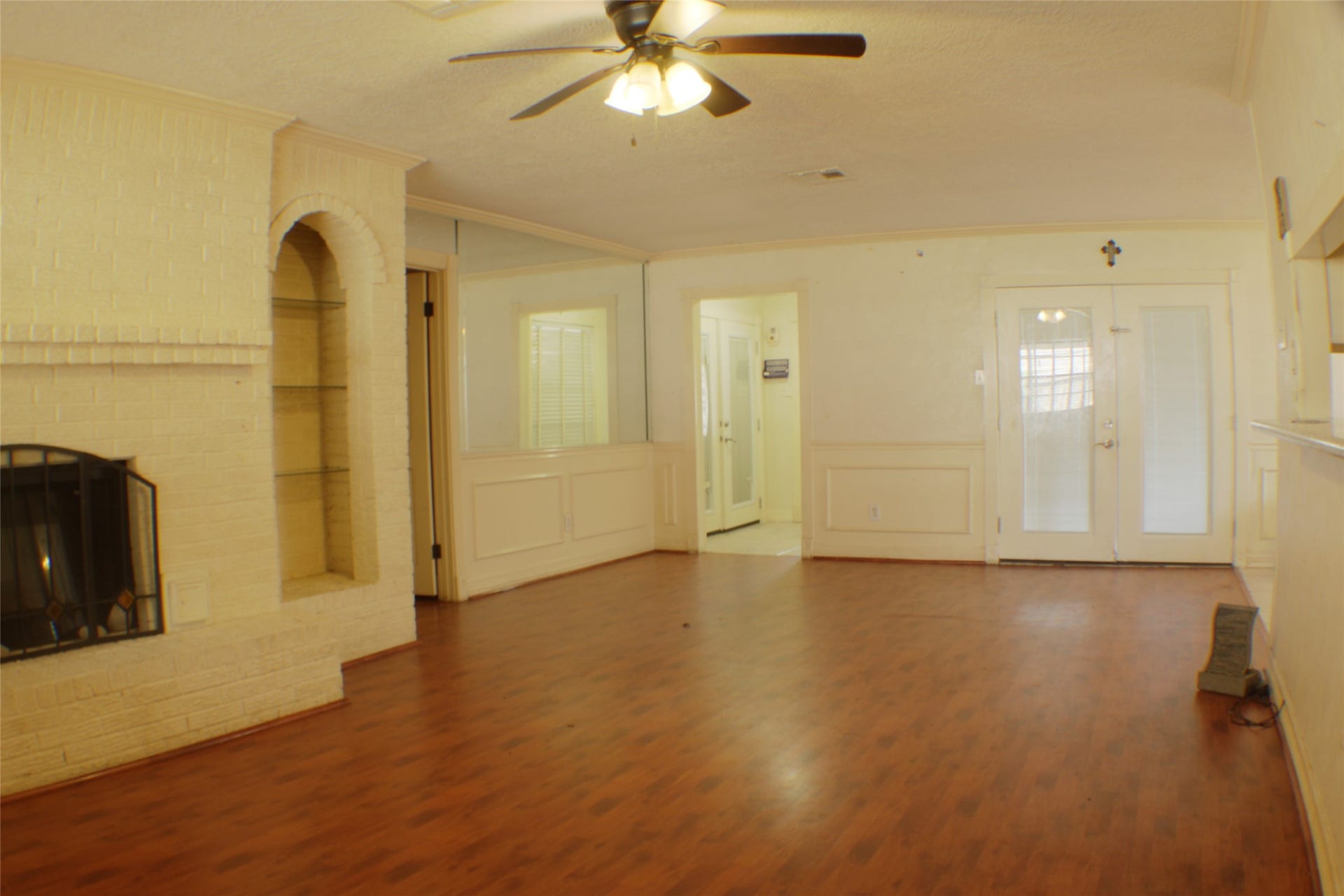 1846 Westwood Drive, Stafford, TX 77477