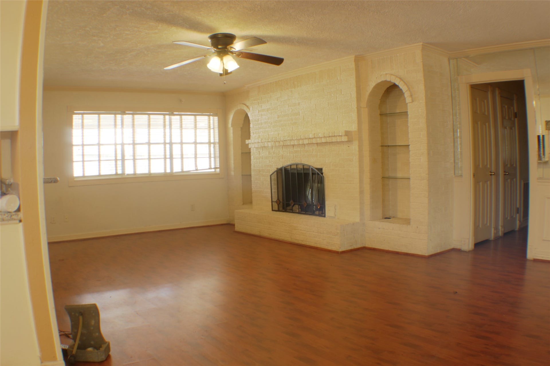 1846 Westwood Drive, Stafford, TX 77477