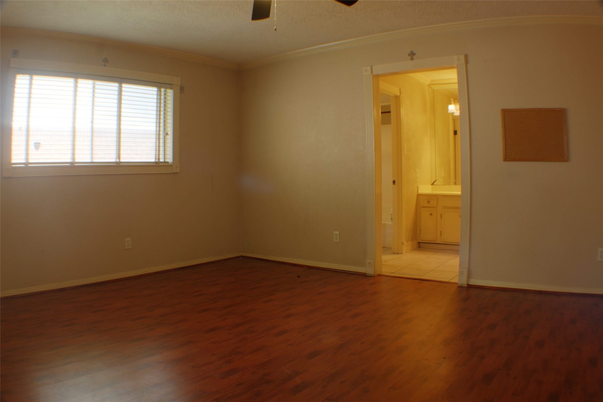 1846 Westwood Drive, Stafford, TX 77477