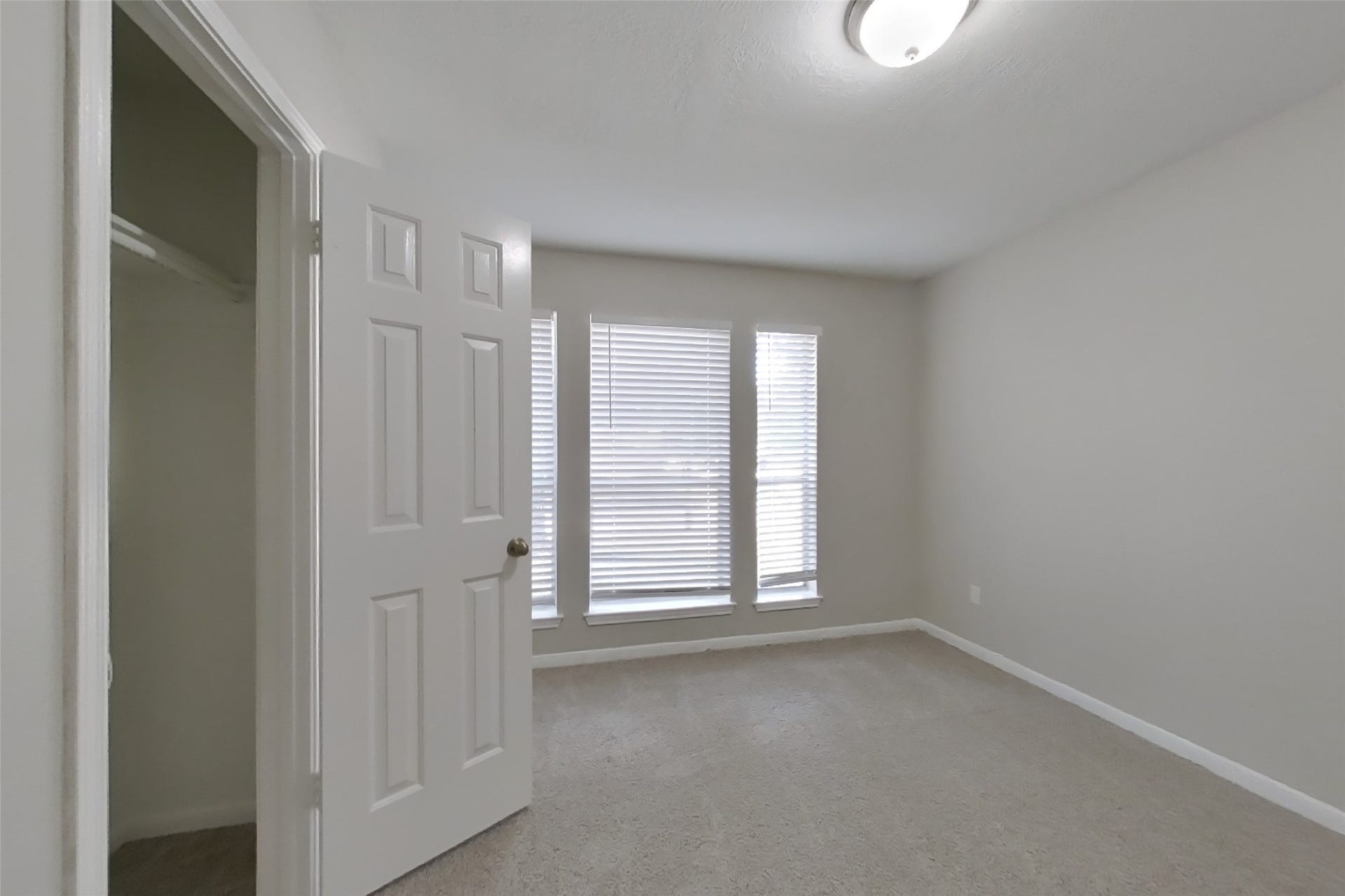 20103 Bambiwoods Drive, Humble, TX 77346