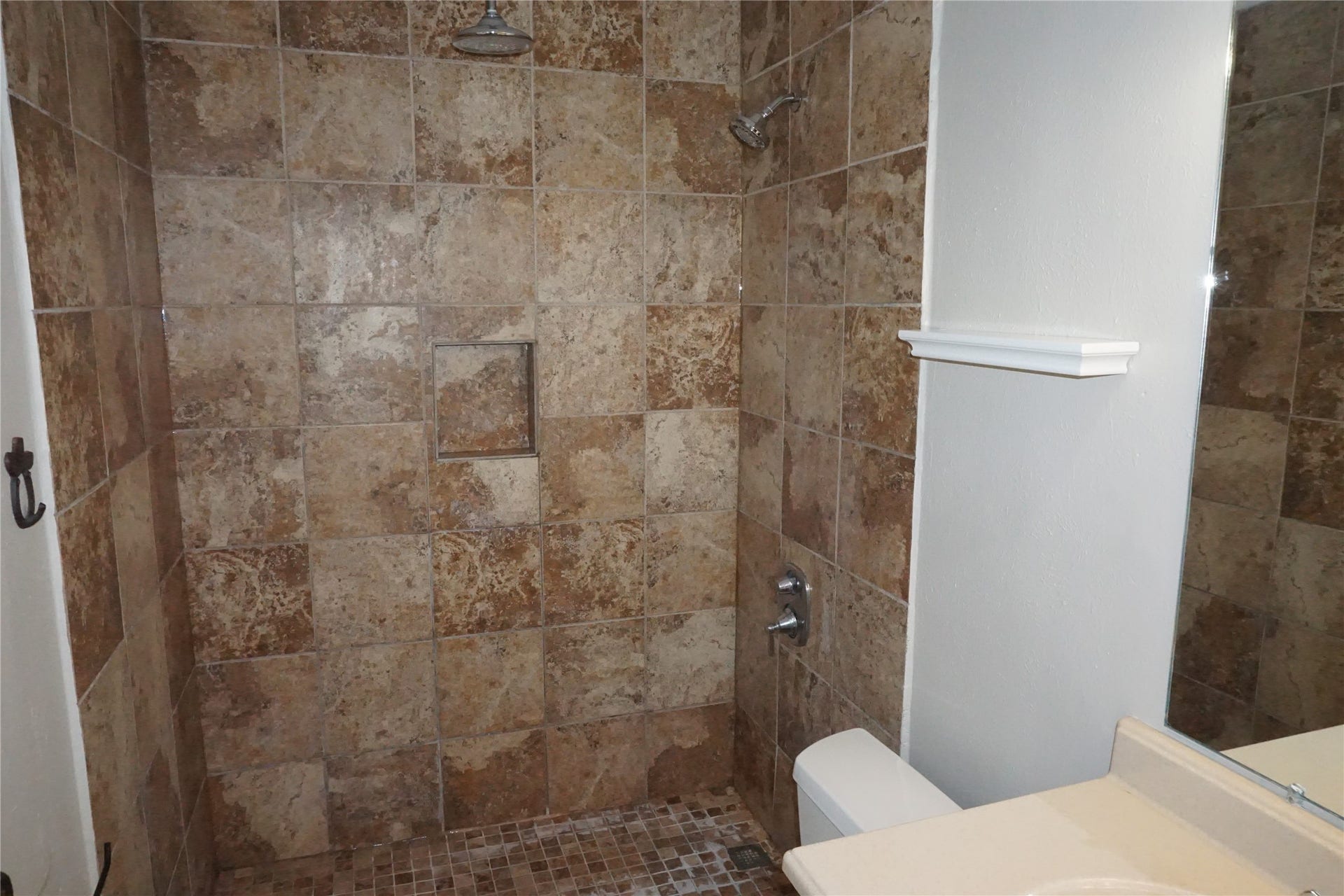 5022 Fox Hollow Boulevard, Spring, TX 77389 5022 Fox Hollow Boulevard, Spring, TX 77389