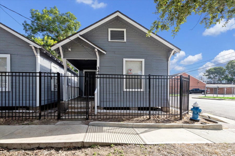 Property photo for 3431 Beulah, Houston, TX