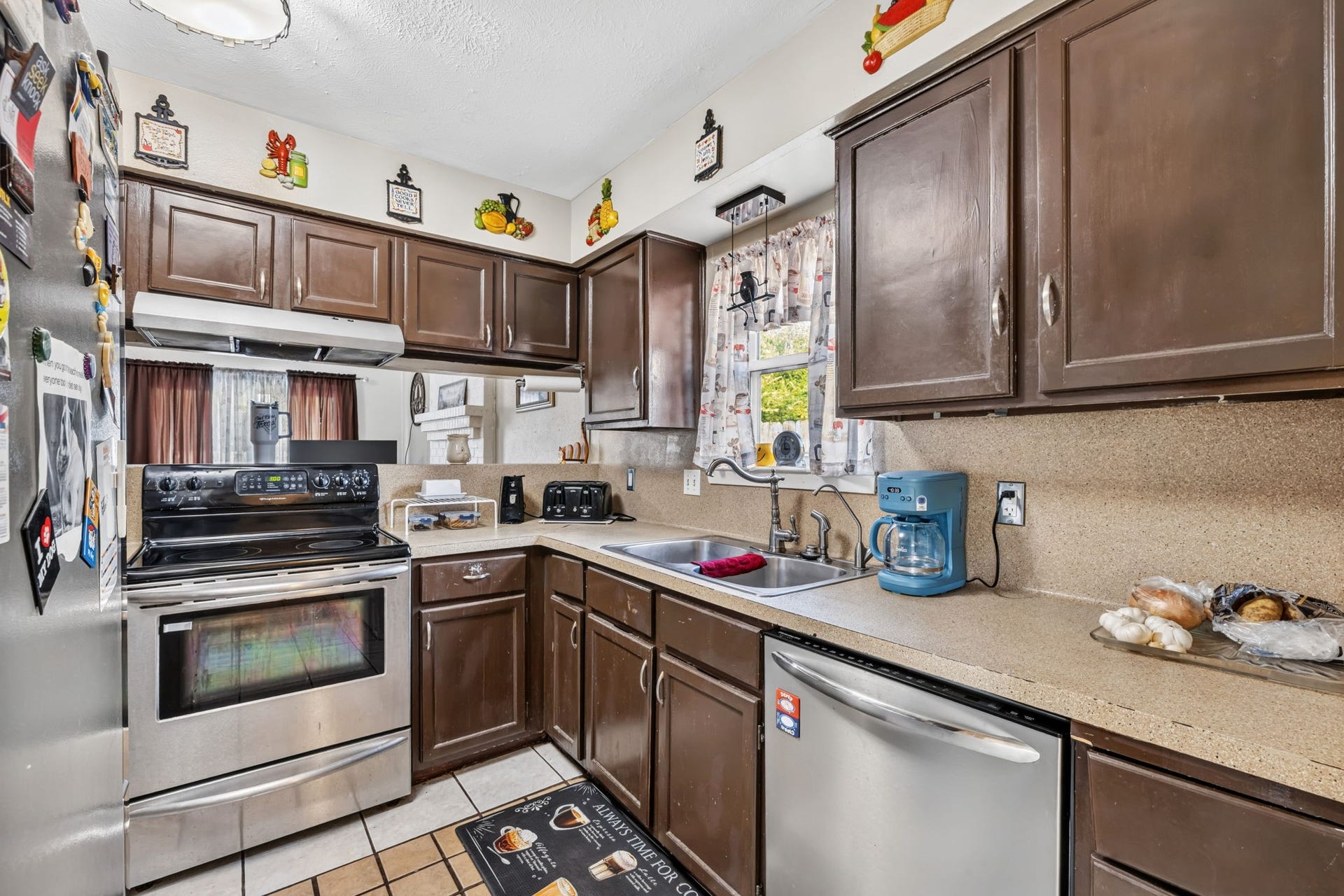 3006 Sandpiper Drive, Baytown, TX 77521 3006 Sandpiper Drive, Baytown, TX 77521