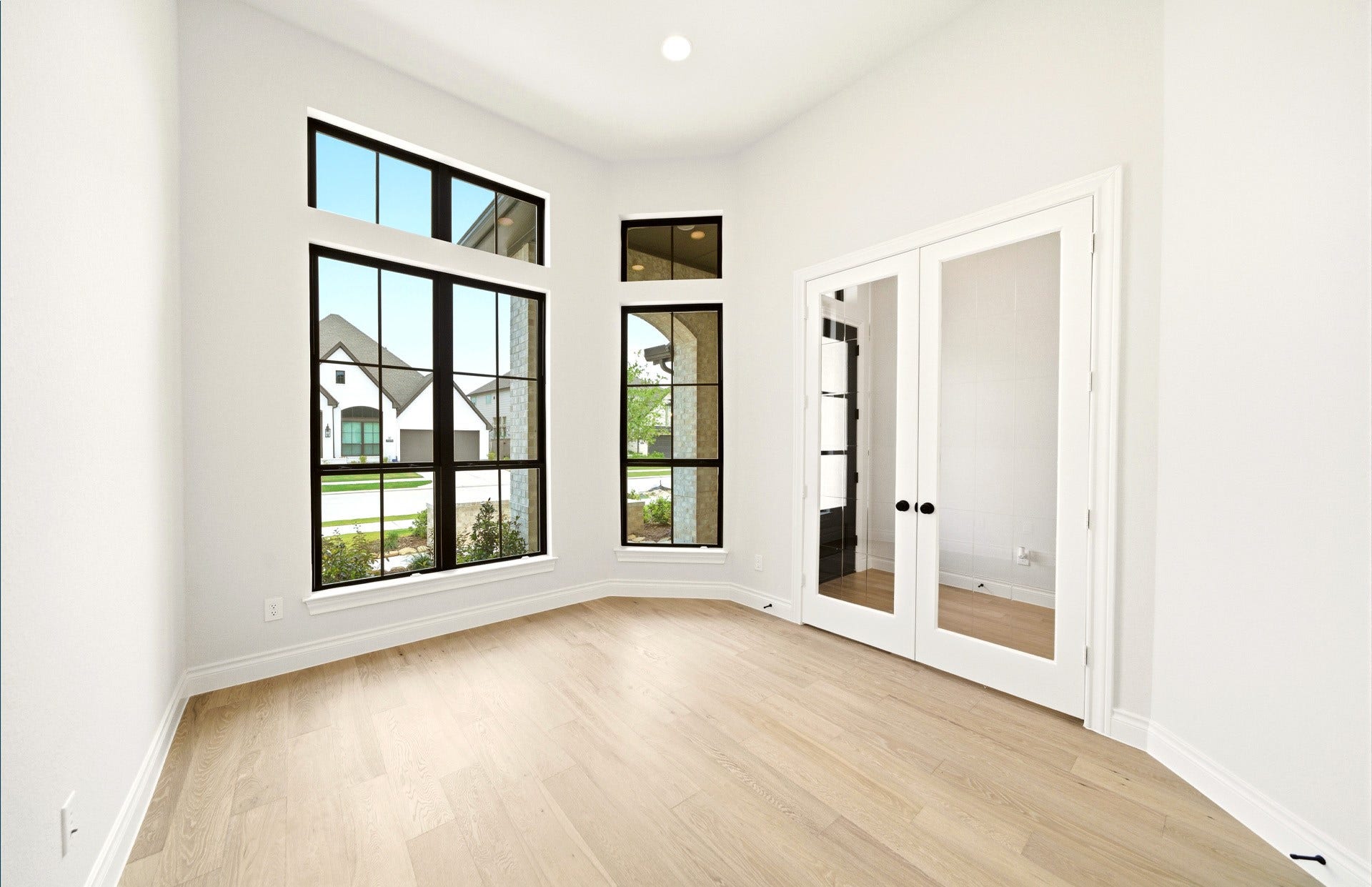 10807 Little Mirror Lane, Cypress, TX 77433 **Representative Photos**