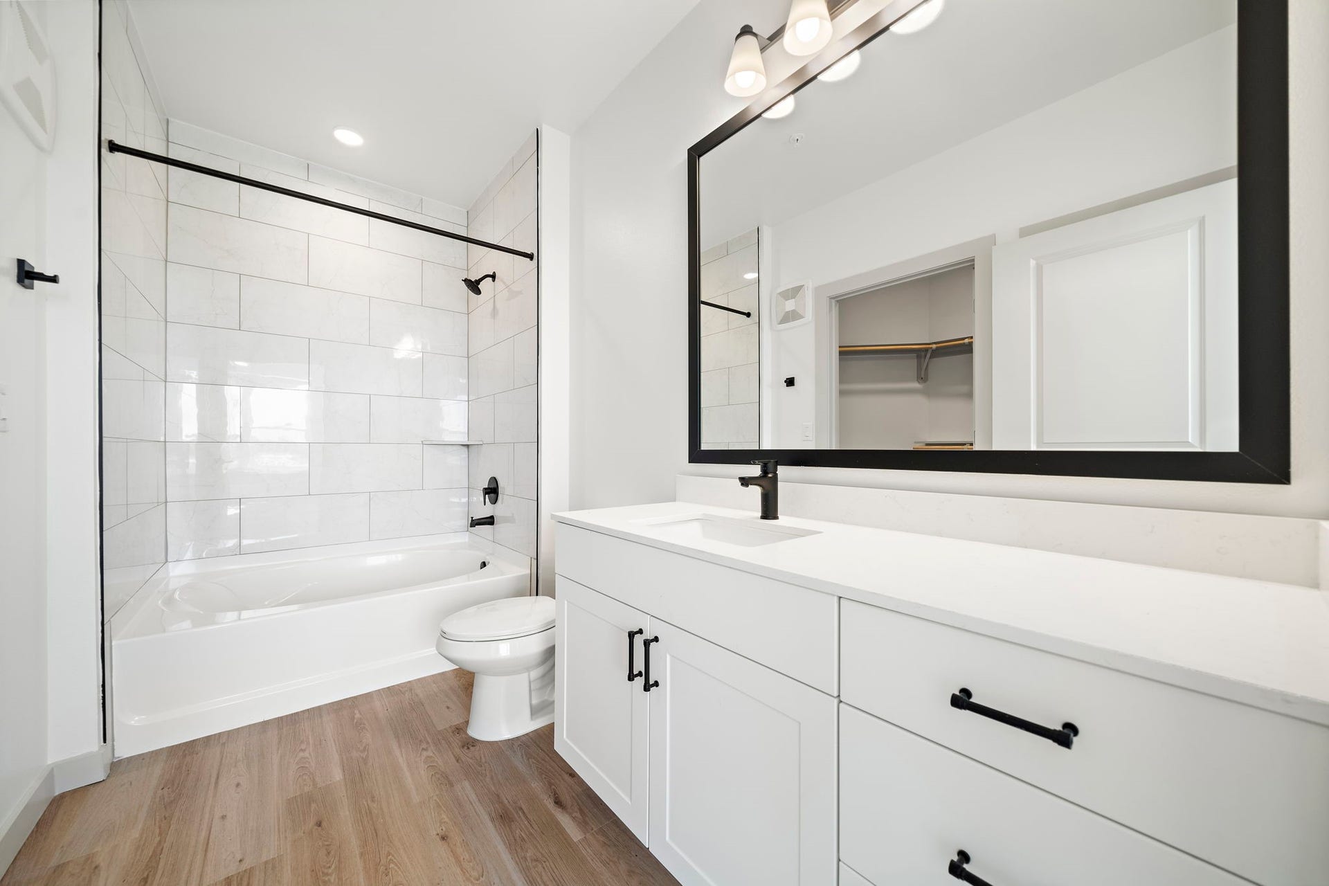 VACANT UNIT DSHOWN - LAYOUT MAY DIFFER