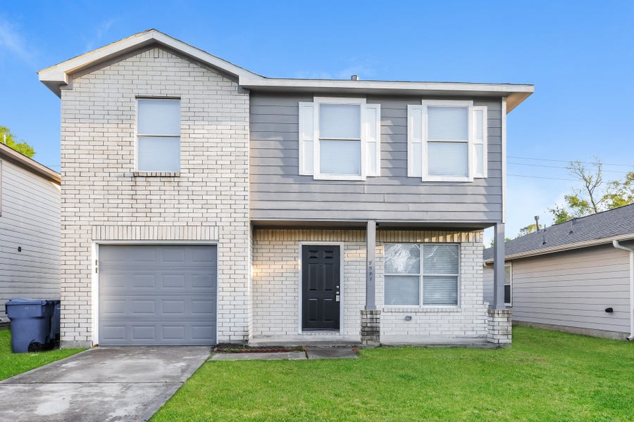 Property photo for 7507 Kennemer Drive, Humble, TX