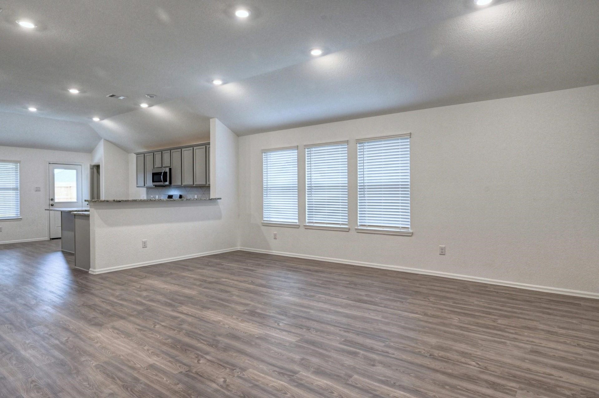 14202 Padova Creek Court, Fresno, TX 77583