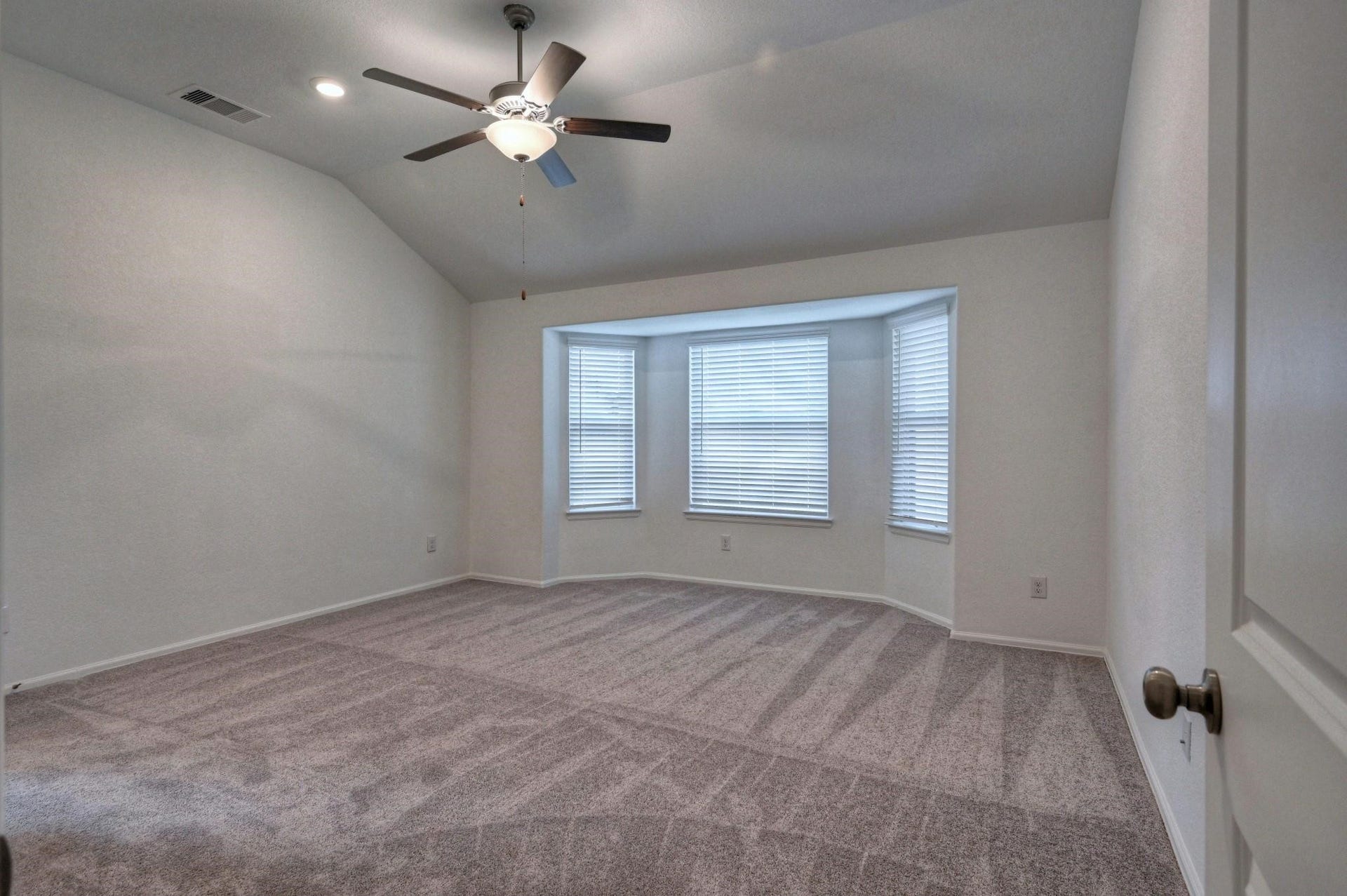14202 Padova Creek Court, Fresno, TX 77583