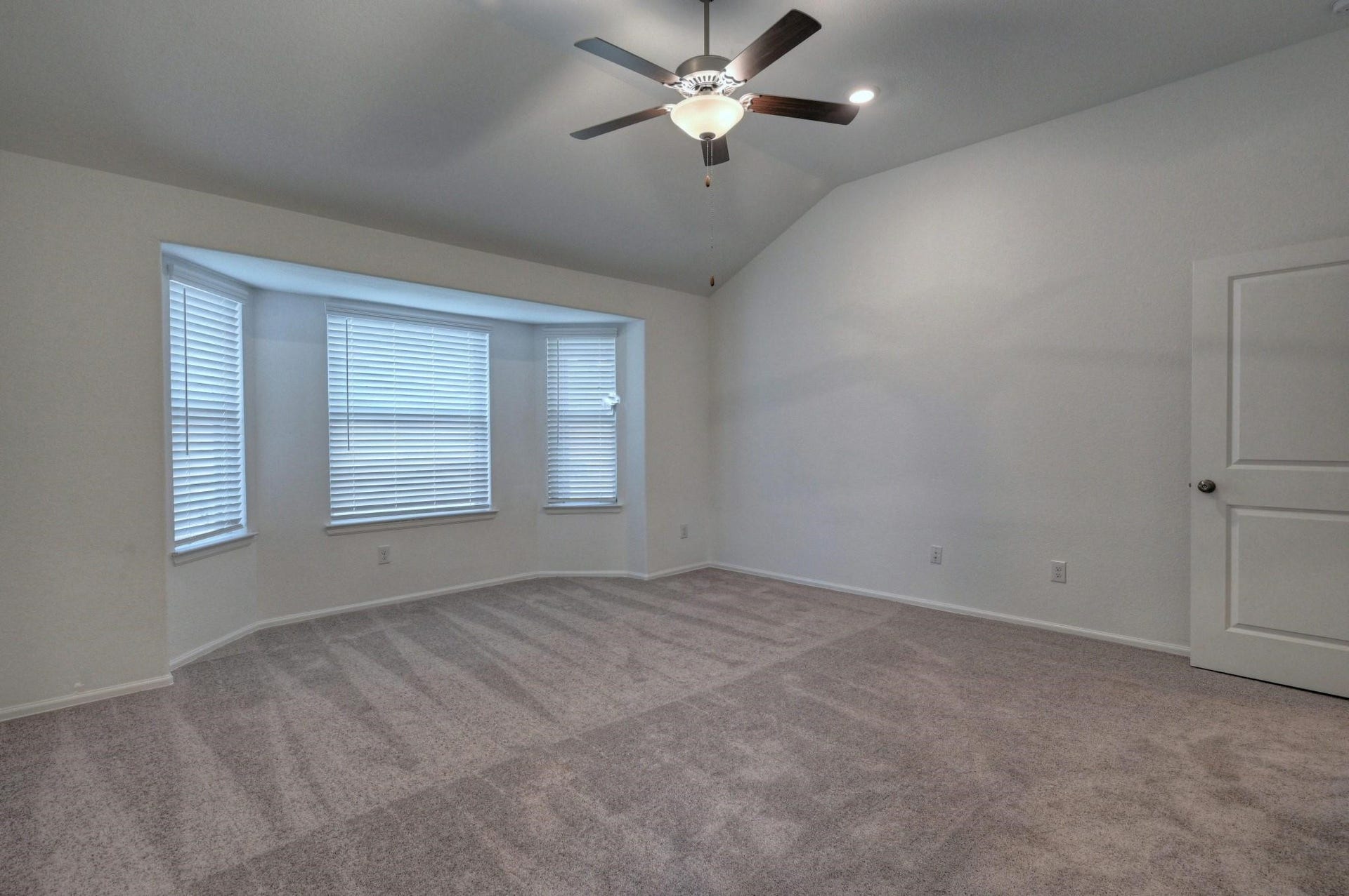 14202 Padova Creek Court, Fresno, TX 77583