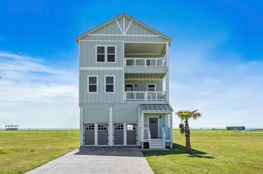 Property photo for 520 Annabelle Drive, Gilchrist, TX