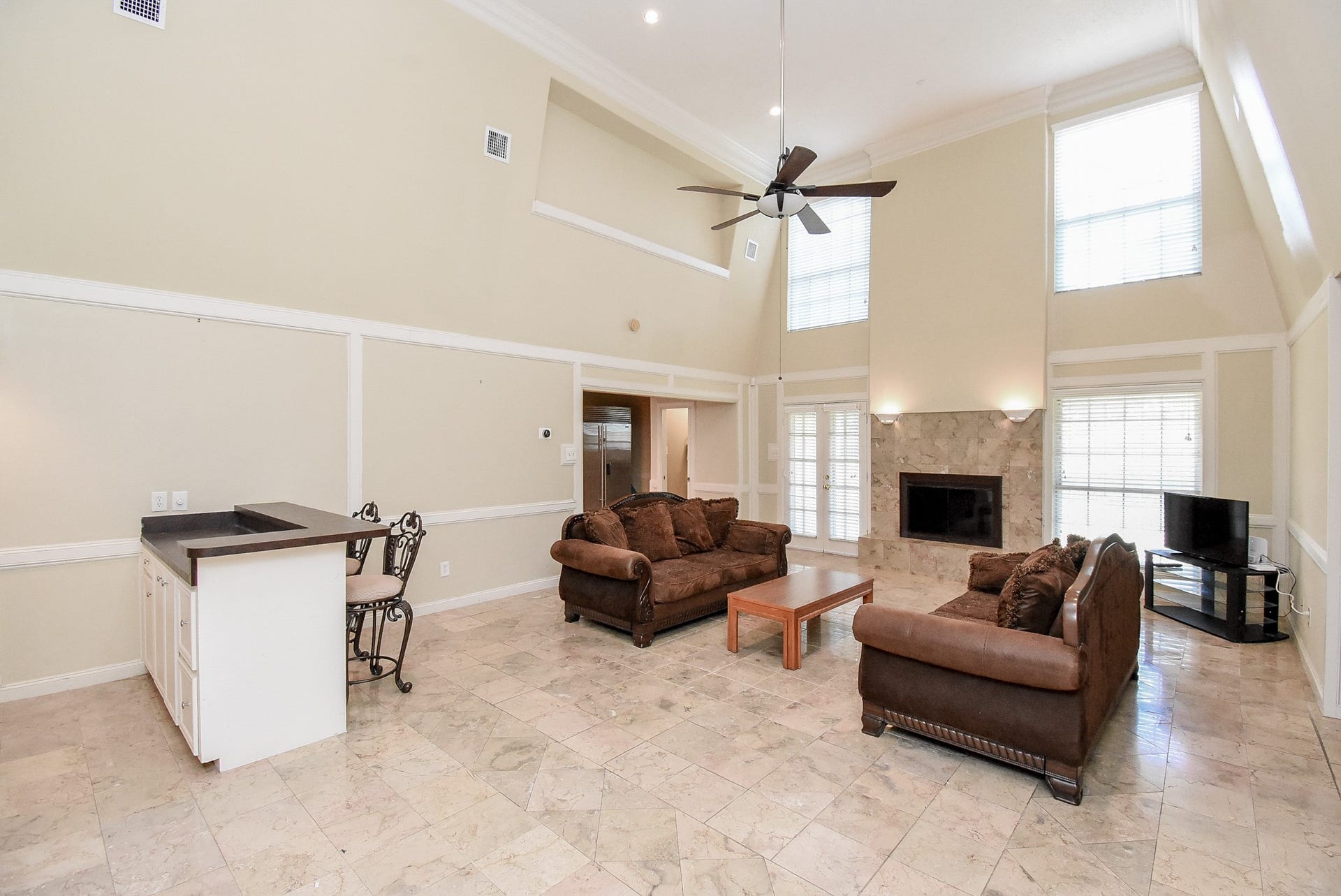 426 Longview Drive, Sugar Land, TX 77478 426 Longview Drive, Sugar Land, TX 77478