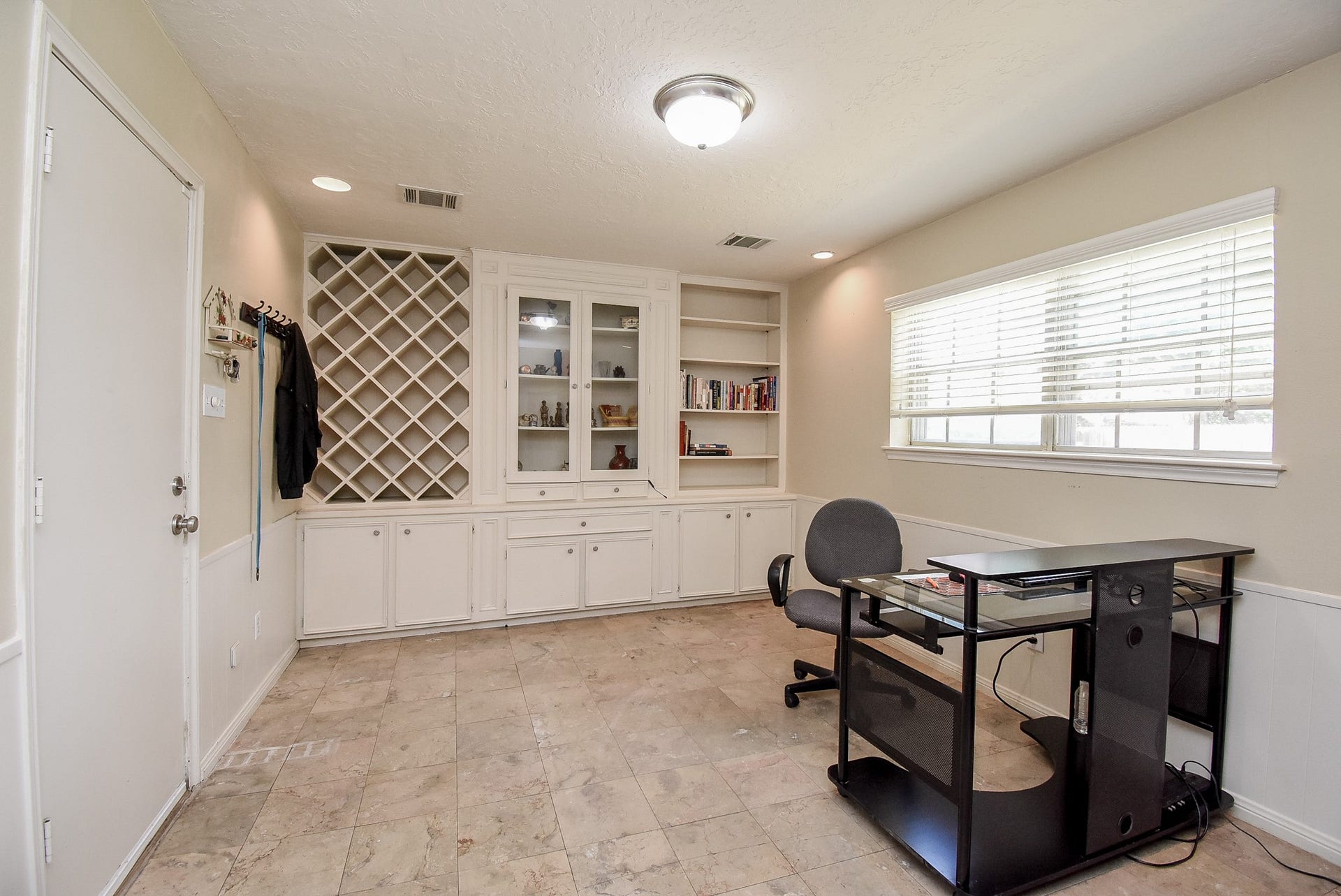 426 Longview Drive, Sugar Land, TX 77478 426 Longview Drive, Sugar Land, TX 77478