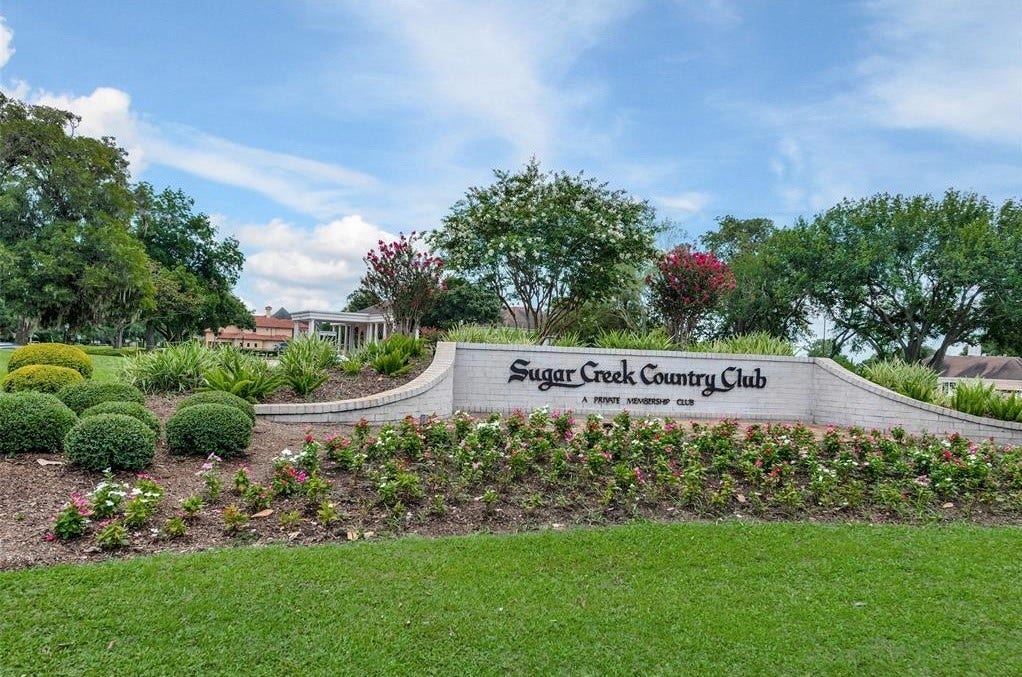 426 Longview Drive, Sugar Land, TX 77478 426 Longview Drive, Sugar Land, TX 77478