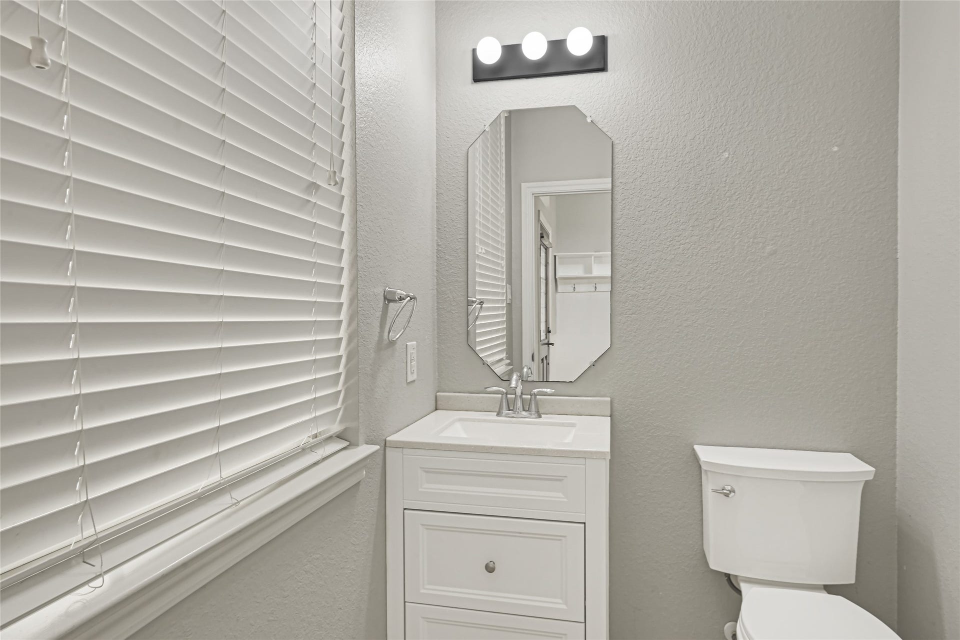 6102 Nicholas Ln, Richmond, TX 77494 6102 Nicholas Ln, Richmond, TX 77494