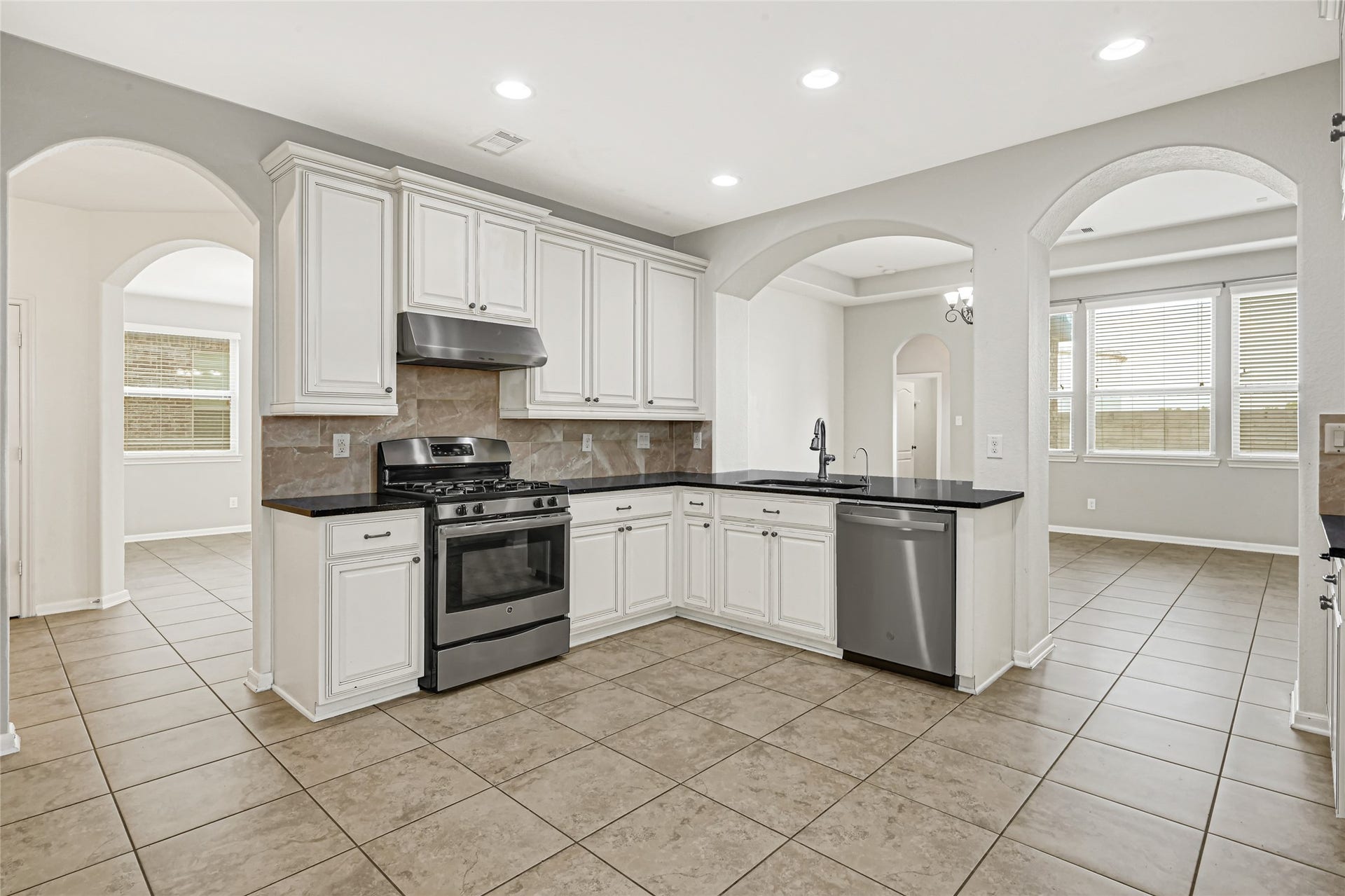 6102 Nicholas Ln, Richmond, TX 77494 6102 Nicholas Ln, Richmond, TX 77494