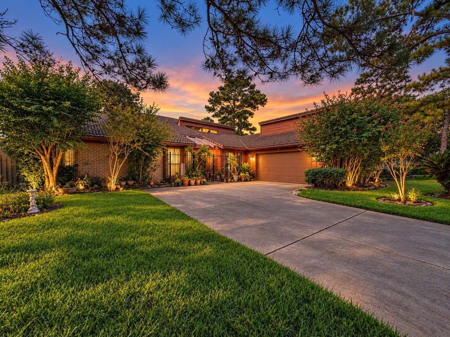 Property photo for 4619 Ironwood Drive, Baytown, TX
