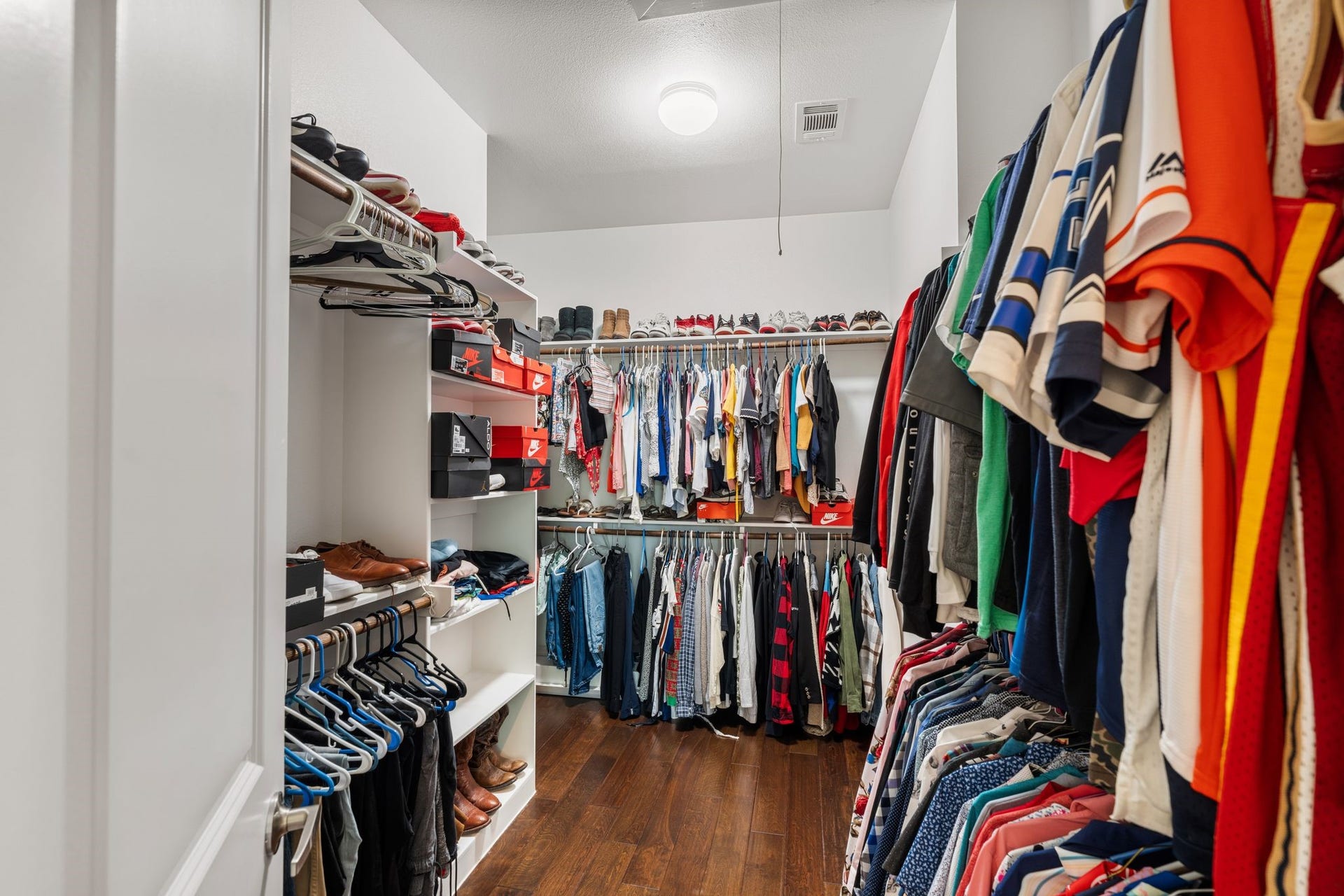 To top it off, the massive walk-in closet provides ample room with custom built-in storage to keep your wardrobe perfectly organized.