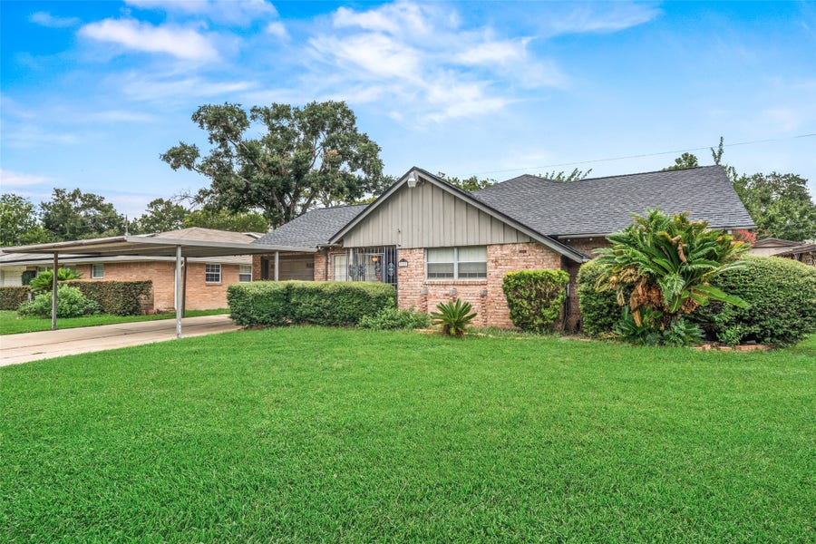 Property photo for 2322 Ansbury Drive, Houston, TX