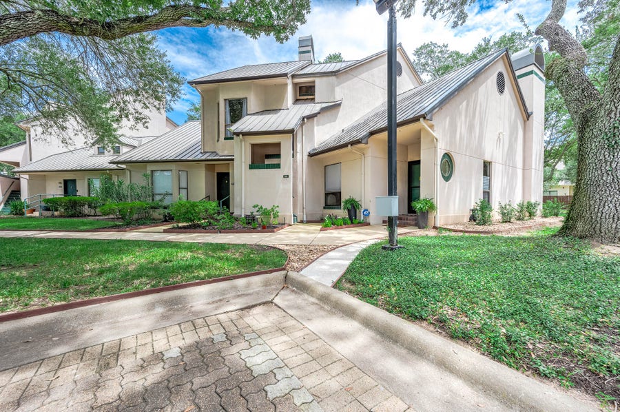 Property photo for 4144 Greystone Way, #105, Sugar Land, TX
