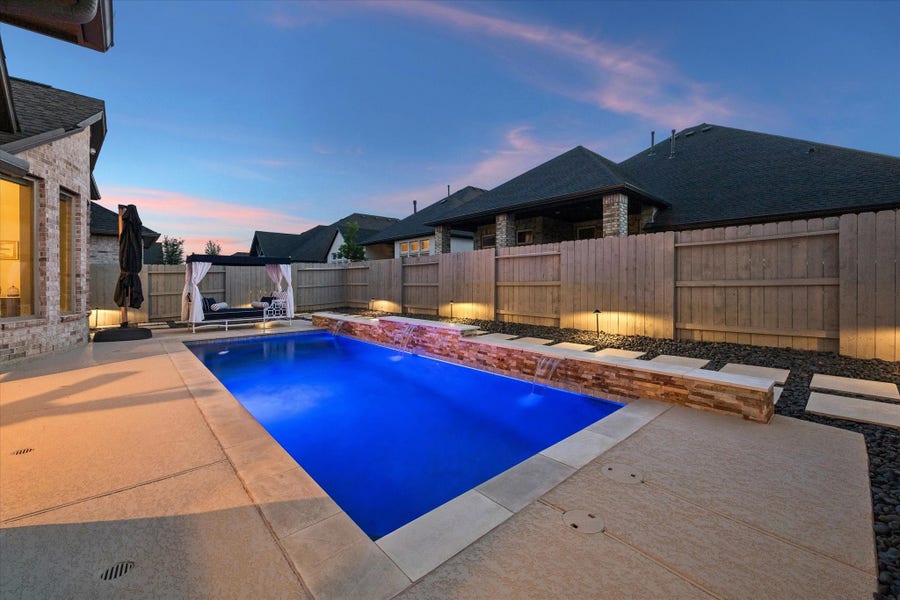Property photo for 5016 Blooming Hibiscus Lane, Manvel, TX
