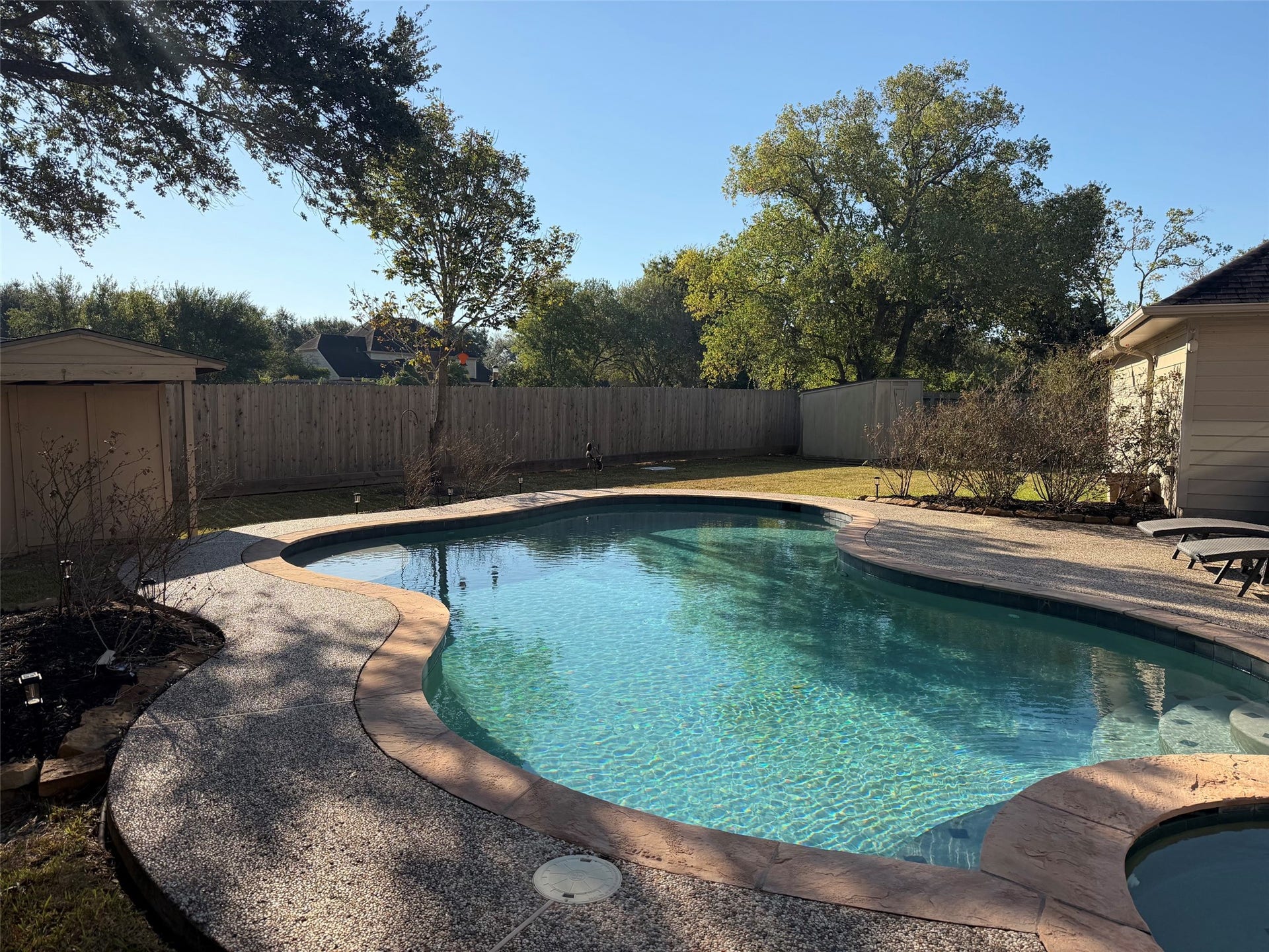 1209 Twin Oaks Street, Friendswood, TX 77546 1209 Twin Oaks Street, Friendswood, TX 77546