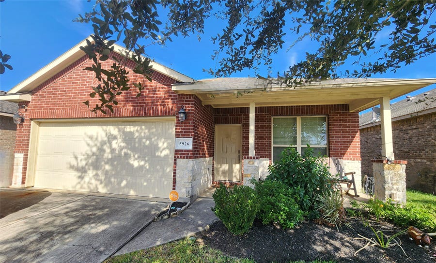 Property photo for 5926 Sunflower Prairie Court, Houston, TX