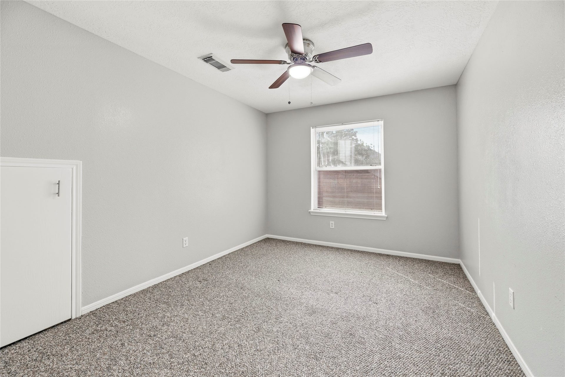 18502 Bridoon Drive, Cypress, TX 77433 Upstairs bedroom.