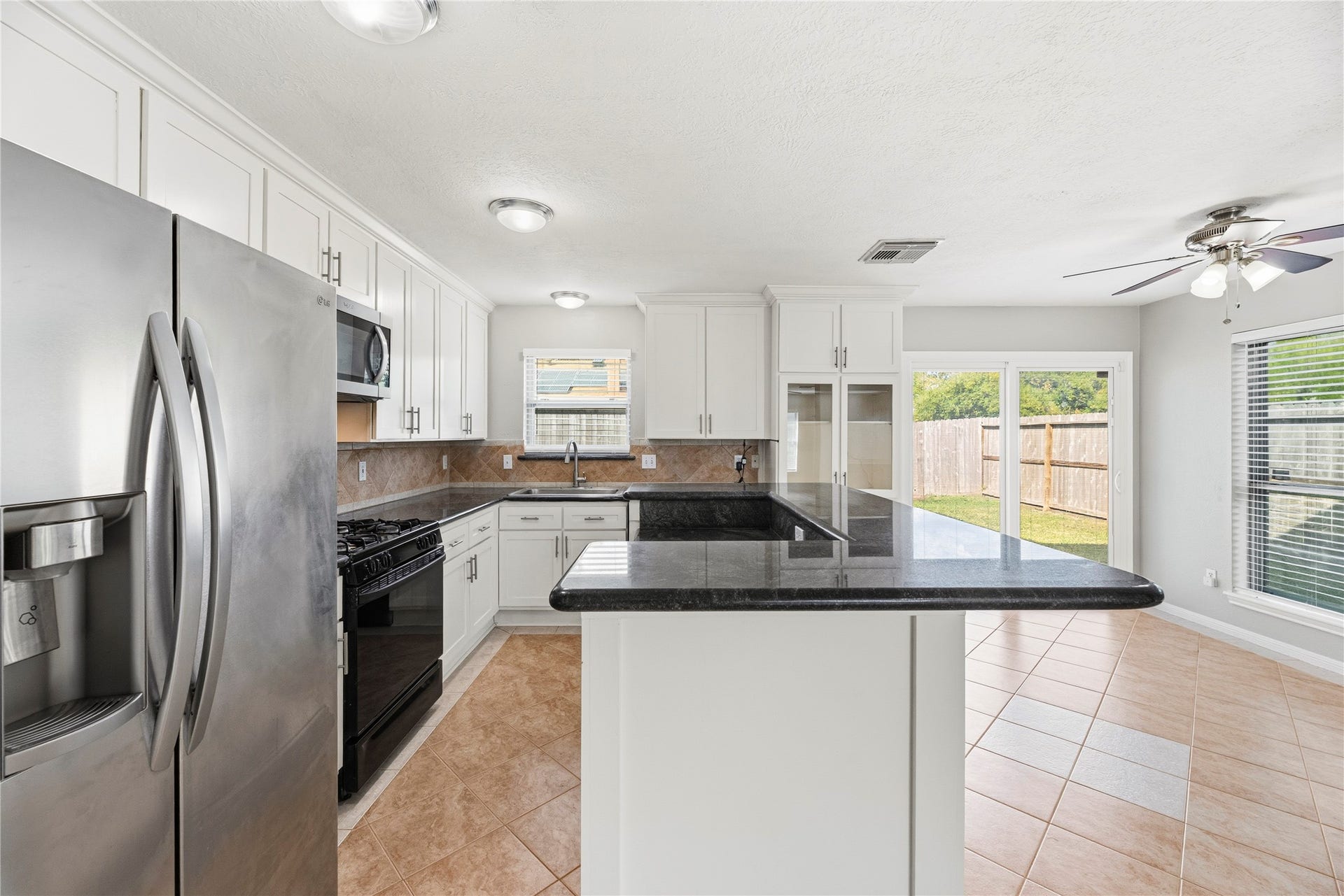 18502 Bridoon Drive, Cypress, TX 77433 Plenty of prep space.