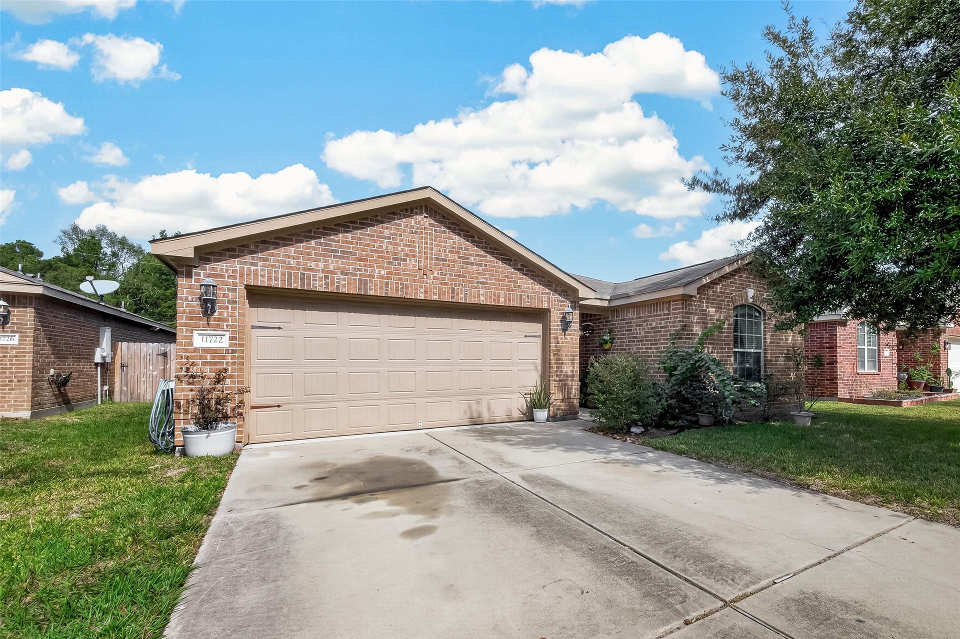 11722 Elizabeth Court, Pinehurst, TX 77362 Welcome Home!