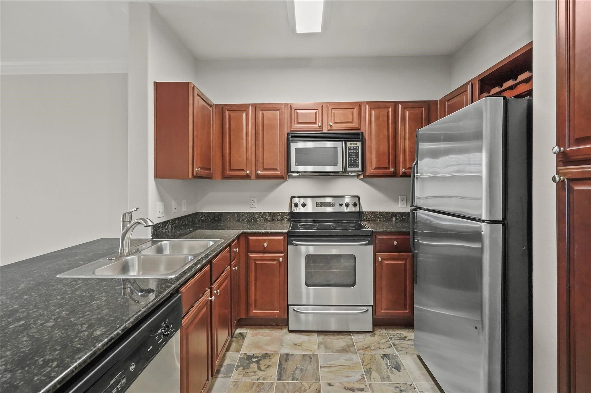 7575 Kirby Drive, #3205, Houston, TX 77030 7575 Kirby Drive, #3205, Houston, TX 77030