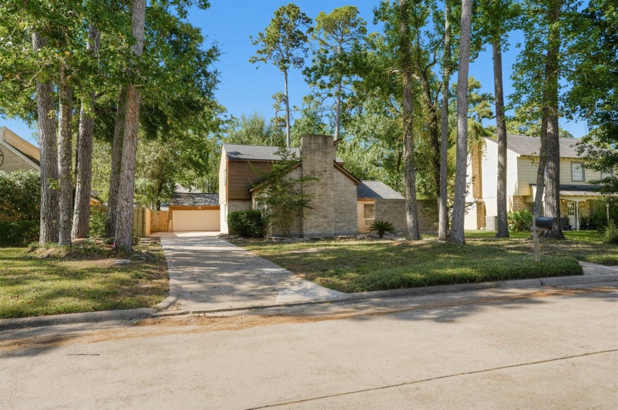 Property photo for 2038 Parkdale Drive, Houston, TX