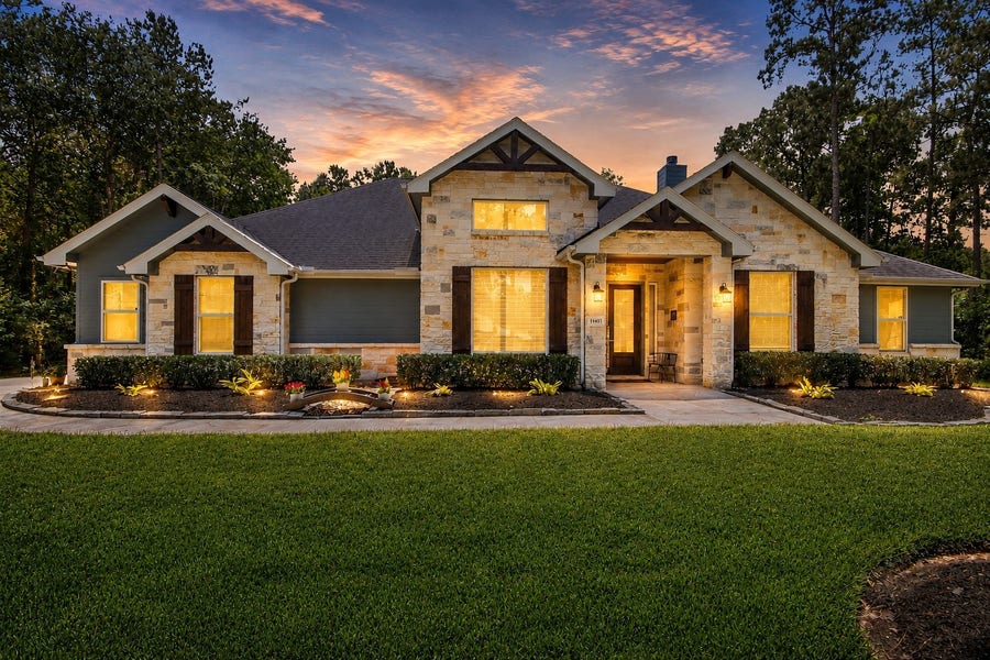 Property photo for 11451 Sunset Avenue, Magnolia, TX
