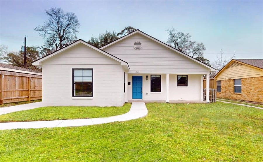 Property photo for 304 Graceland Street, Houston, TX