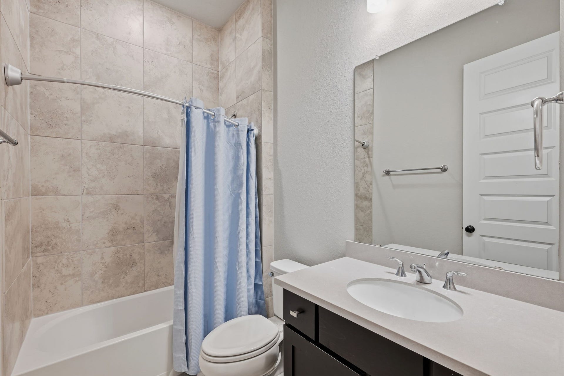 5595 Fallen Antler Drive, Spring, TX 77386 Bath 3