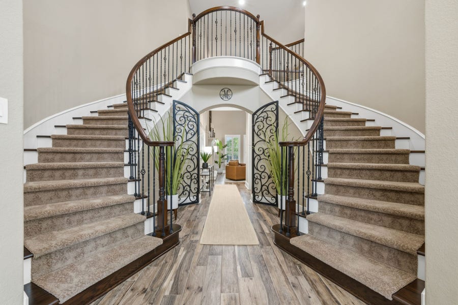 Property photo for 1214 Eversham Way, Kingwood, TX
