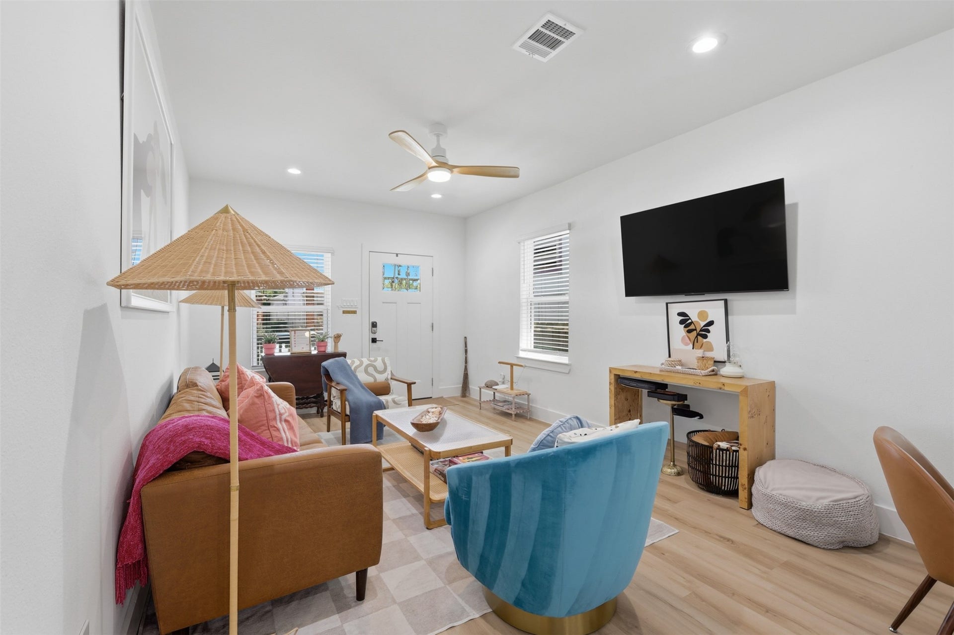 3511 Avenue Q, Galveston, TX 77550 3511 Avenue Q, Galveston, TX 77550