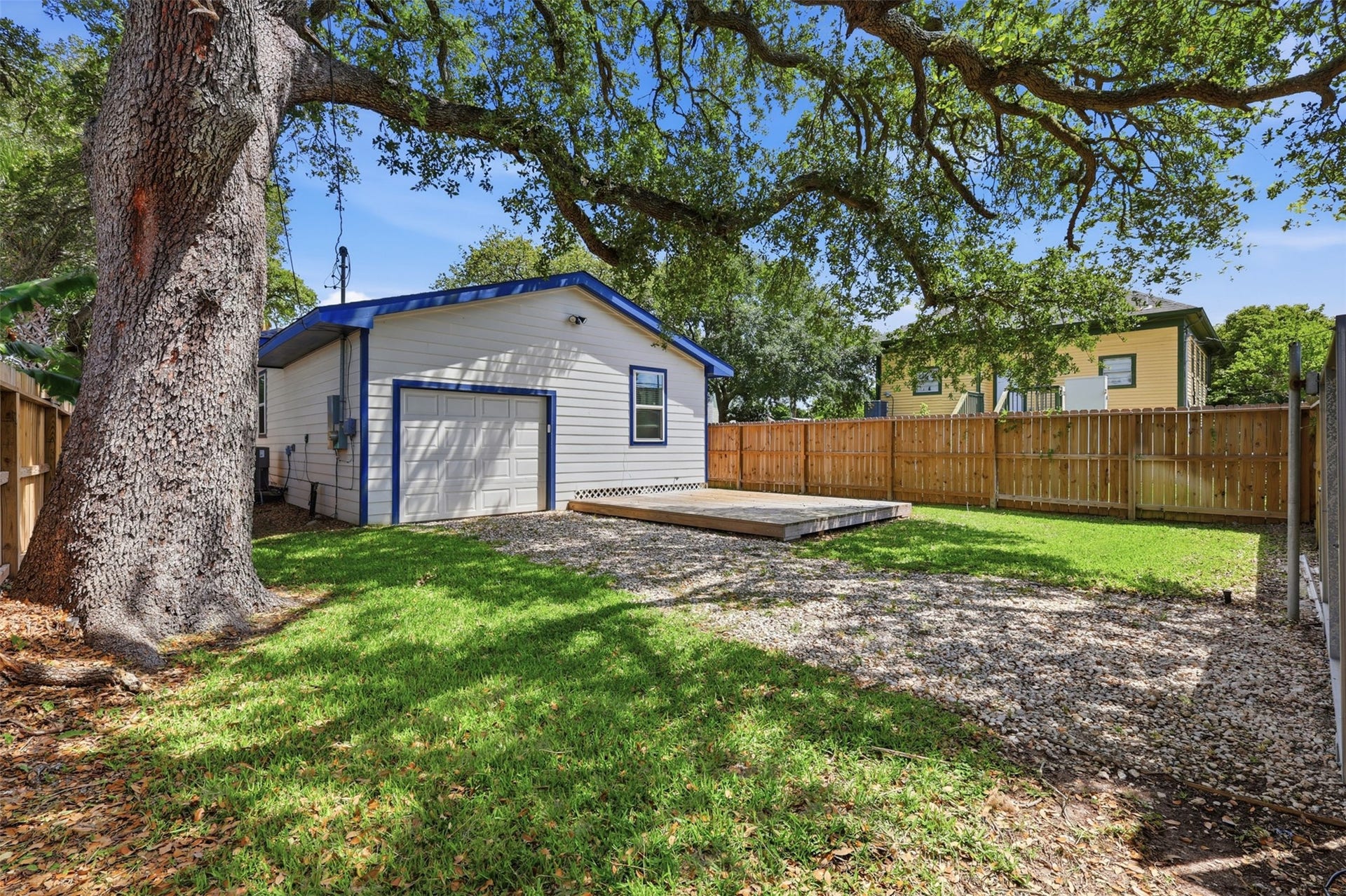 3511 Avenue Q, Galveston, TX 77550 3511 Avenue Q, Galveston, TX 77550