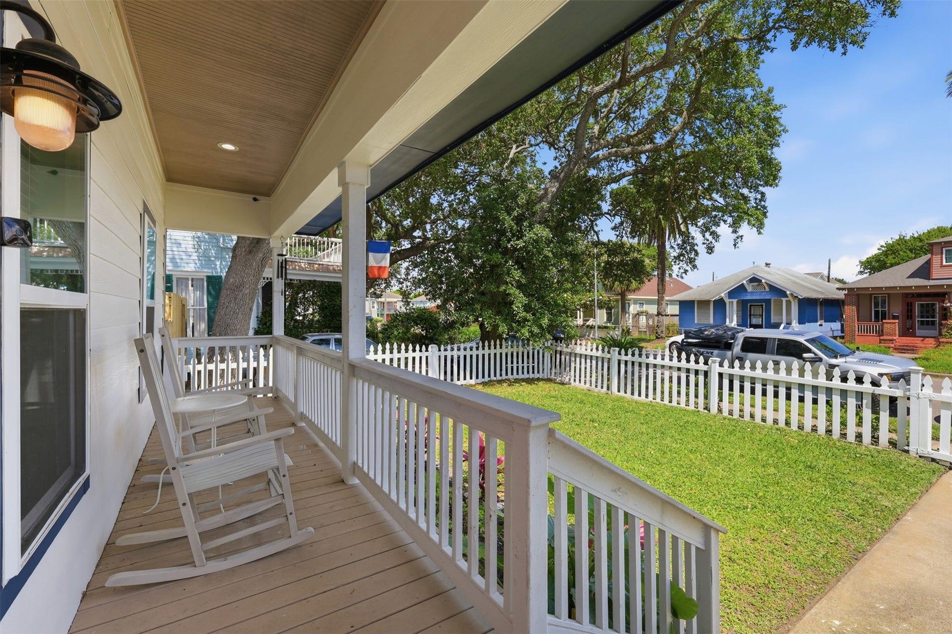 3511 Avenue Q, Galveston, TX 77550 3511 Avenue Q, Galveston, TX 77550