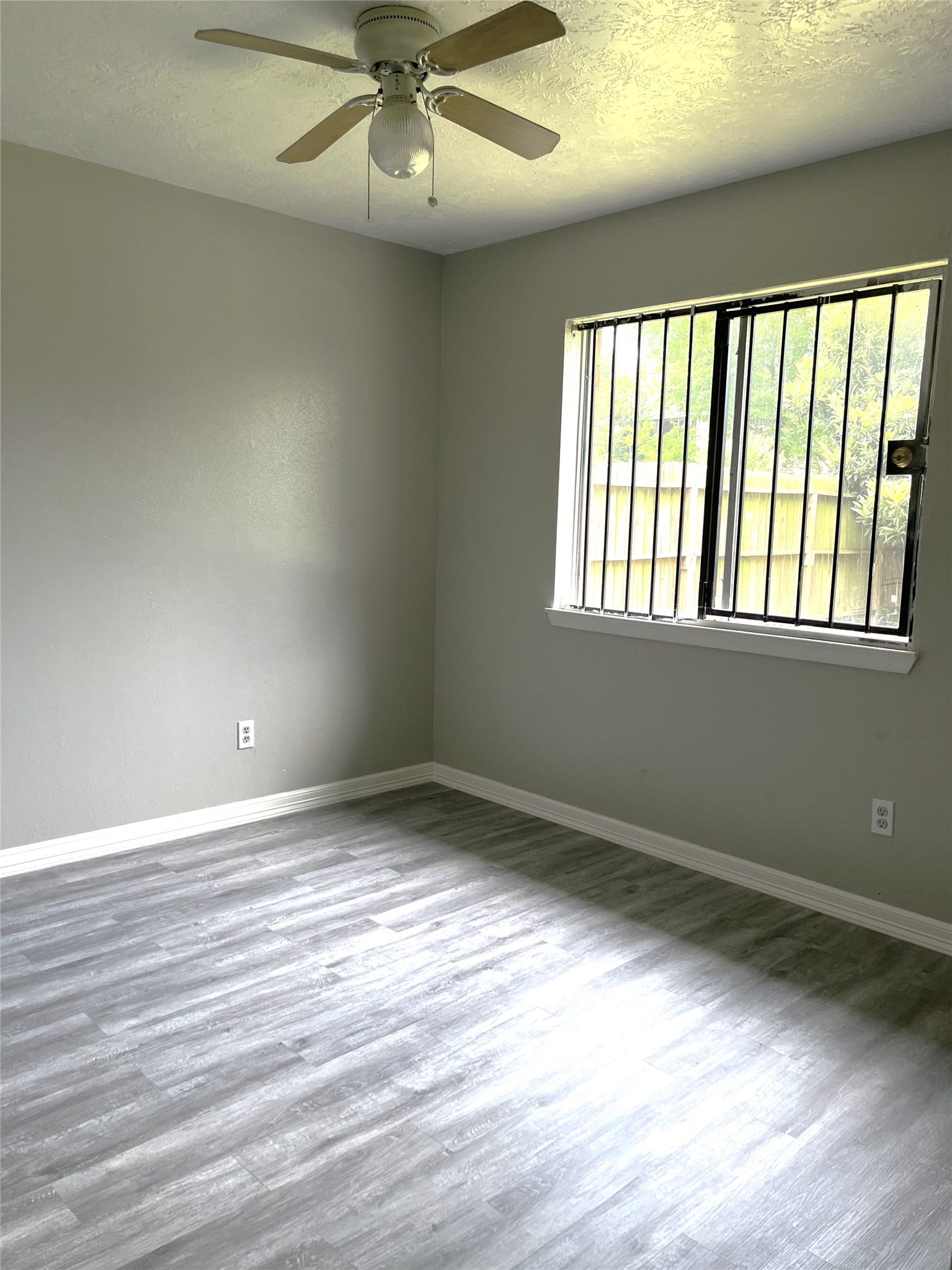 1907 Aldates Drive, Houston, TX 77015 Back Bedroom