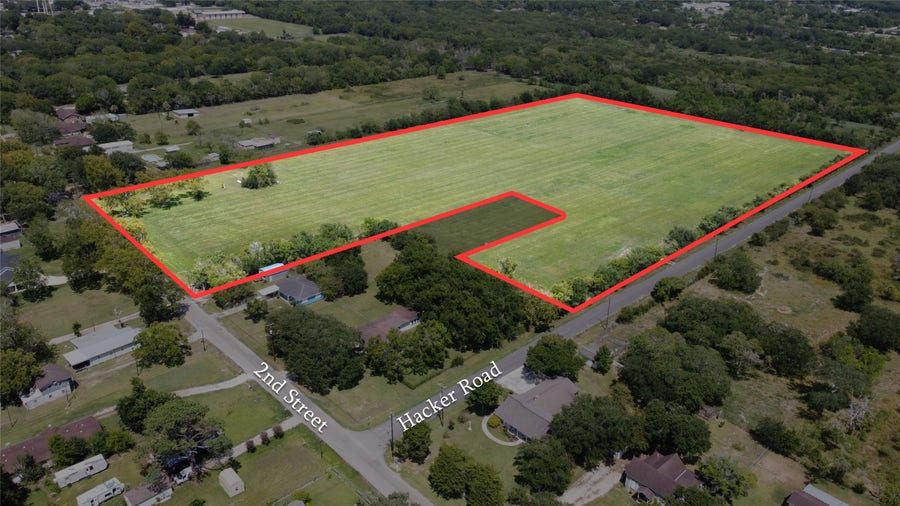 Property photo for 7317 2nd Street Street, Hitchcock, TX