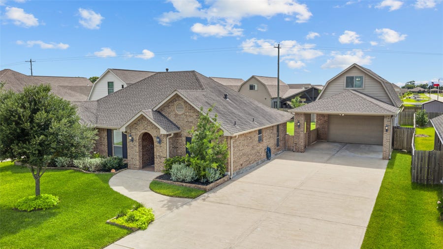 Property photo for 3408 Patagonia Street, League City, TX