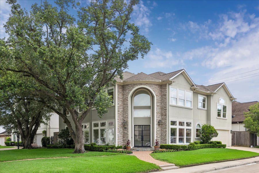 Property photo for 5211 Pocahontas Street, Bellaire, TX