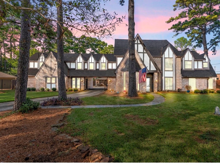 Property photo for 8202 Forest Ridge Road, Spring, TX